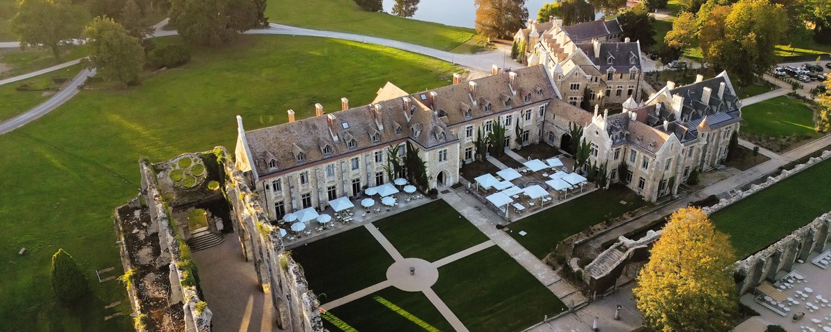 L'Abbaye des Vaux-de-Cernay : un hôtel de campagne de luxe aux portes de Paris